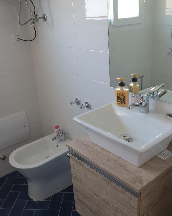 Apartament Bonbonniere In Chiaia District Neapol Zewnętrze zdjęcie